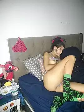 nickelfie from StripChat is Freechat