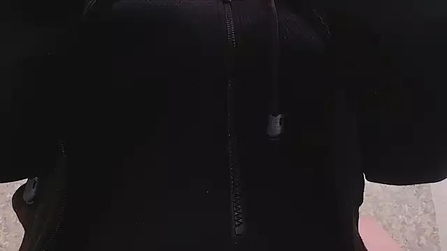 nicol_f from StripChat is Freechat