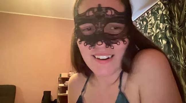 Check-out the world of girls and talk with our steaming hot slutz, bringing your desired characters to life with authentic apparel and cam streams.