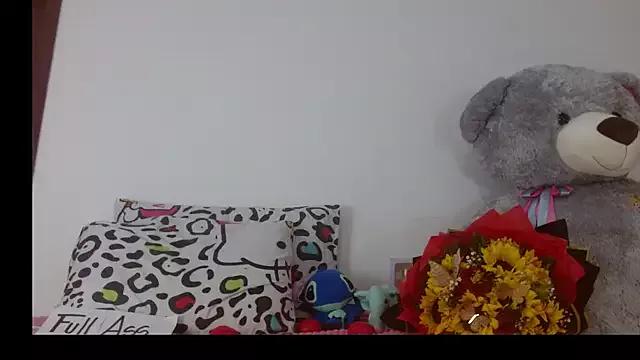 nina_Dirt from StripChat is Freechat
