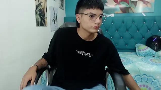 Check-out the world of girls and talk with our steaming hot slutz, bringing your desired characters to life with authentic apparel and cam streams.