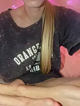 Check-out the world of girls and talk with our steaming hot slutz, bringing your desired characters to life with authentic apparel and cam streams.