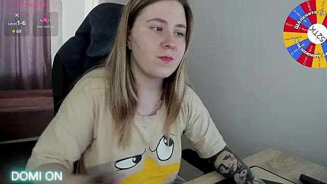Check-out the world of girls and talk with our steaming hot slutz, bringing your desired characters to life with authentic apparel and cam streams.