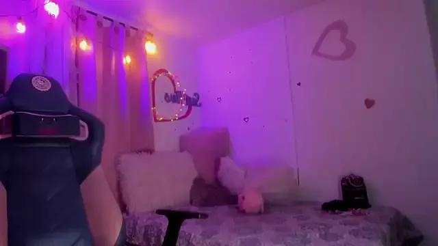 Check-out the world of girls and talk with our steaming hot slutz, bringing your desired characters to life with authentic apparel and cam streams.