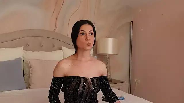 OliviaSirena from StripChat is Freechat