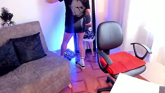 Check-out the world of girls and talk with our steaming hot slutz, bringing your desired characters to life with authentic apparel and cam streams.