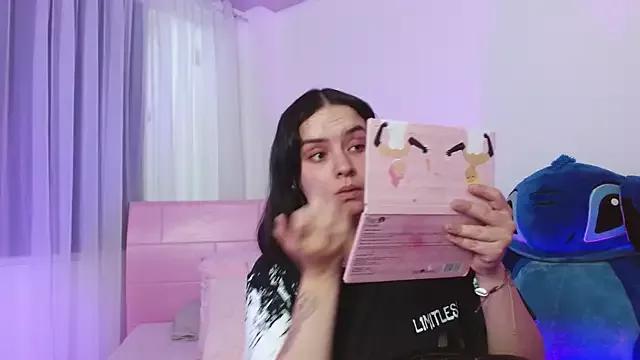 Check-out the world of girls and talk with our steaming hot slutz, bringing your desired characters to life with authentic apparel and cam streams.