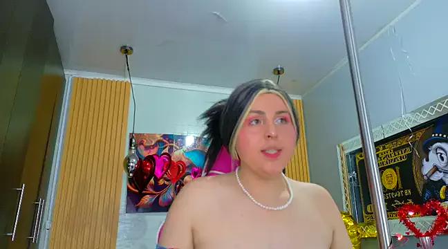 Check-out the world of girls and talk with our steaming hot slutz, bringing your desired characters to life with authentic apparel and cam streams.