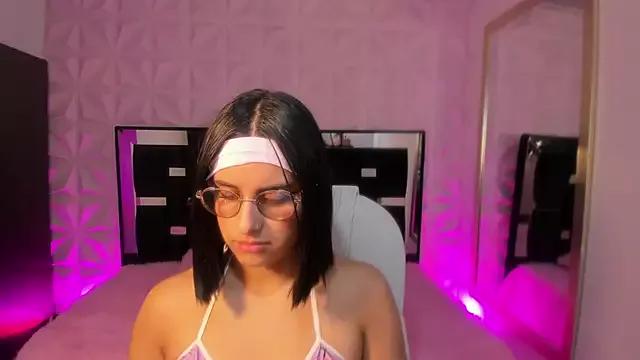 paulha_miller from StripChat is Freechat