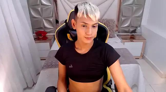 Check-out the world of girls and talk with our steaming hot slutz, bringing your desired characters to life with authentic apparel and cam streams.