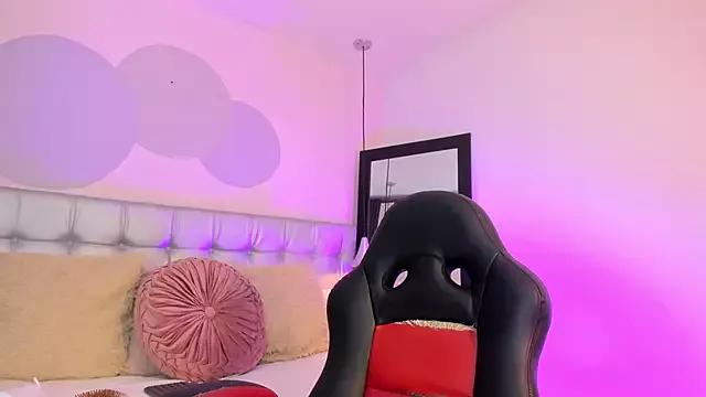 Check-out the world of girls and talk with our steaming hot slutz, bringing your desired characters to life with authentic apparel and cam streams.
