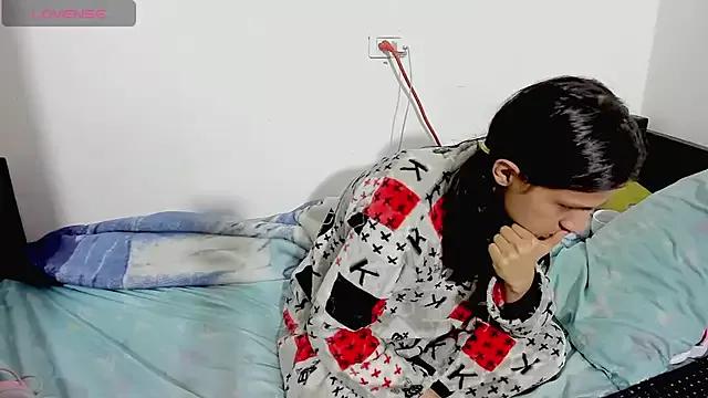 Petite-Goth from StripChat is Freechat