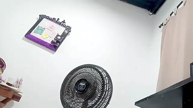 Check-out the world of girls and talk with our steaming hot slutz, bringing your desired characters to life with authentic apparel and cam streams.