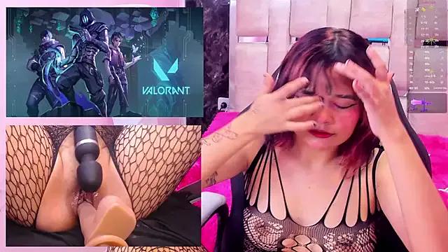 Check-out the world of girls and talk with our steaming hot slutz, bringing your desired characters to life with authentic apparel and cam streams.