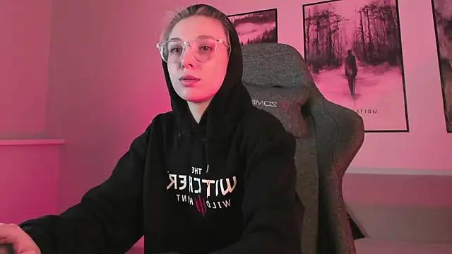 Check-out the world of girls and talk with our steaming hot slutz, bringing your desired characters to life with authentic apparel and cam streams.