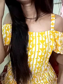 Queen_Pooja7 from StripChat is Freechat