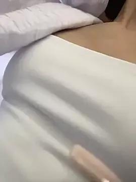 Photos of QuitieLia from StripChat is Freechat