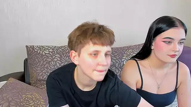 Raven_Radiant from StripChat is Freechat