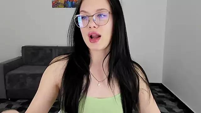 ReginaWine from StripChat is Freechat