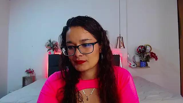 Rose_Thompson1 from StripChat is Freechat