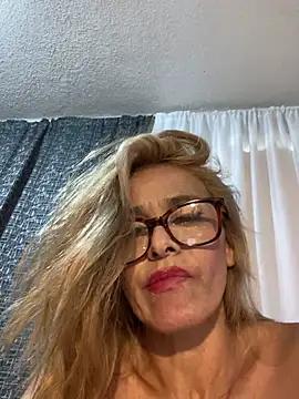 Check-out the world of girls and talk with our steaming hot slutz, bringing your desired characters to life with authentic apparel and cam streams.