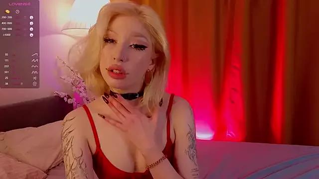 SallyCha from StripChat is Freechat