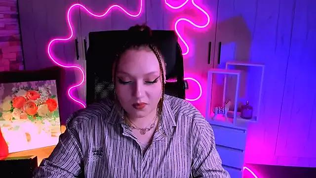 SallyLamb from StripChat is Freechat