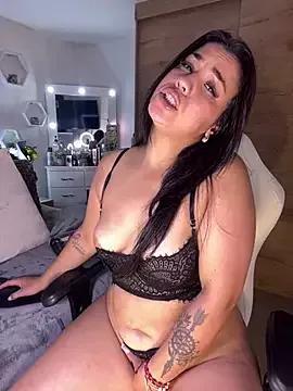 Check-out the world of girls and talk with our steaming hot slutz, bringing your desired characters to life with authentic apparel and cam streams.
