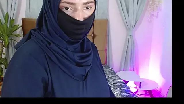 Samira_haddad from StripChat is Freechat