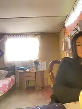 Sara-cooper_ from StripChat is Freechat
