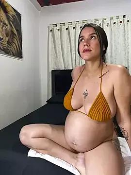 sarah_conner from StripChat is Freechat