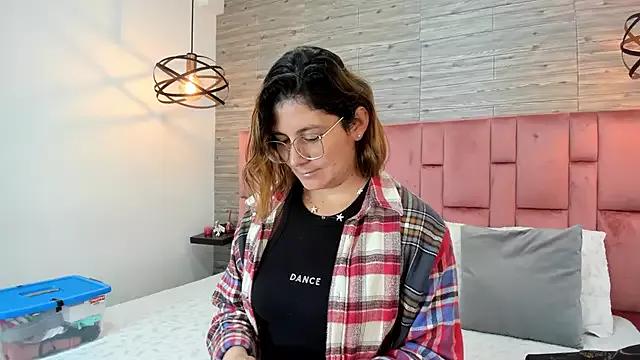 Check-out the world of girls and talk with our steaming hot slutz, bringing your desired characters to life with authentic apparel and cam streams.