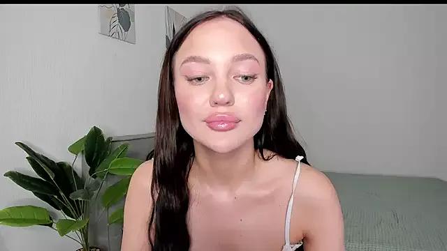 Check-out the world of girls and talk with our steaming hot slutz, bringing your desired characters to life with authentic apparel and cam streams.