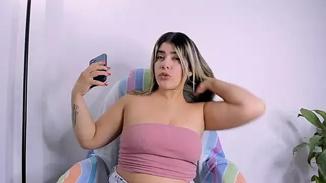 SarahPreston_ from StripChat is Freechat