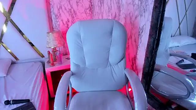 Check-out the world of girls and talk with our steaming hot slutz, bringing your desired characters to life with authentic apparel and cam streams.