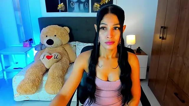 Check-out the world of girls and talk with our steaming hot slutz, bringing your desired characters to life with authentic apparel and cam streams.