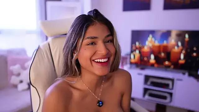 Check-out the world of girls and talk with our steaming hot slutz, bringing your desired characters to life with authentic apparel and cam streams.