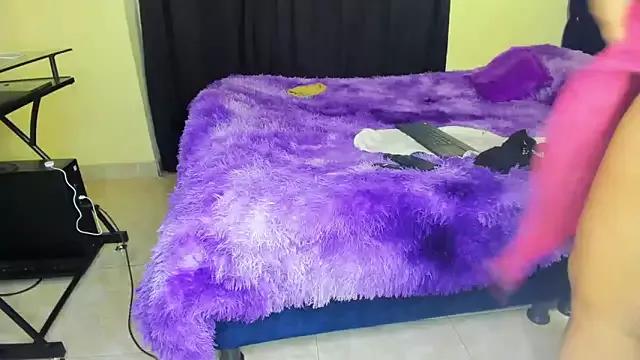 Check-out the world of girls and talk with our steaming hot slutz, bringing your desired characters to life with authentic apparel and cam streams.