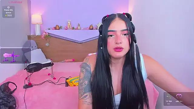 Check-out the world of girls and talk with our steaming hot slutz, bringing your desired characters to life with authentic apparel and cam streams.