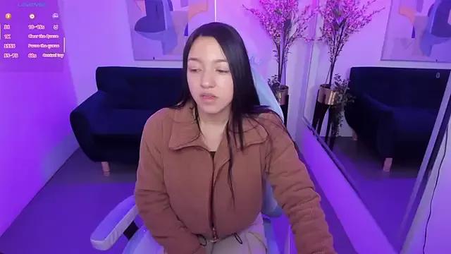 Scarlett_lou from StripChat is Freechat