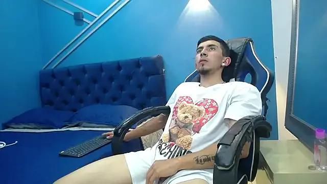 ScottAress from StripChat is Freechat
