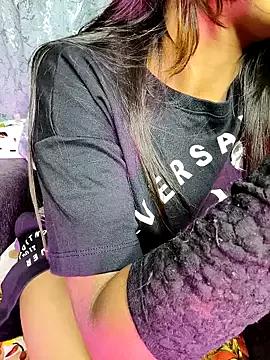 Check-out the world of girls and talk with our steaming hot slutz, bringing your desired characters to life with authentic apparel and cam streams.