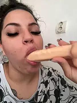 SexyBuncy from StripChat is Freechat