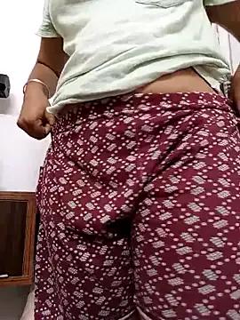 Sexypiyu11 from StripChat is Freechat