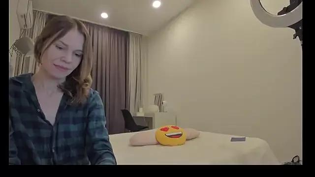 sexyyvanila from StripChat is Freechat