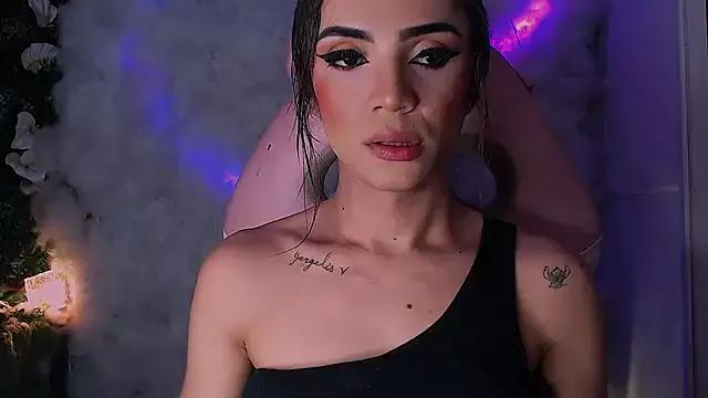 Check-out the world of girls and talk with our steaming hot slutz, bringing your desired characters to life with authentic apparel and cam streams.