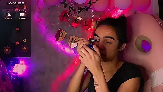 Check-out the world of girls and talk with our steaming hot slutz, bringing your desired characters to life with authentic apparel and cam streams.