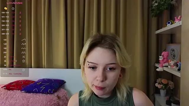 SilviaEllett from StripChat is Freechat