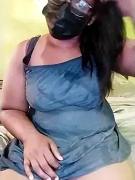 Sl_sweety from StripChat is Freechat