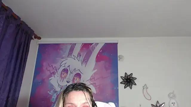 Check-out the world of girls and talk with our steaming hot slutz, bringing your desired characters to life with authentic apparel and cam streams.